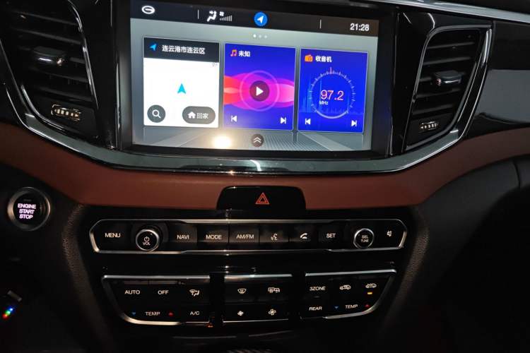 Used GAC Trumpchi GS8 2017 320T Two-Wheel Drive Luxury Smart Connectivity Version (7 Seats)
