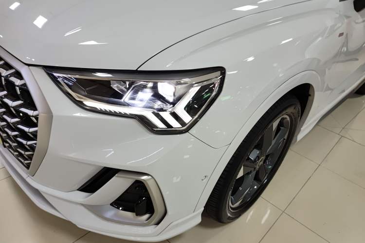 Used Audi Q3 2024 35 TFSI Fashion Dynamic Edition
