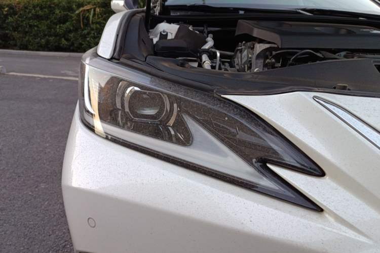 Used Lexus ES 2022 200 Excellence Edition