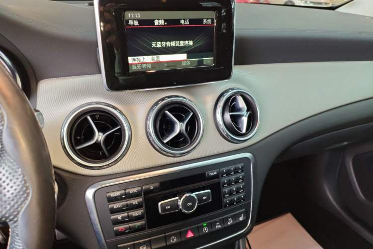 Used Mercedes-Benz GLA 2015 GLA 220 4MATIC Luxury Model