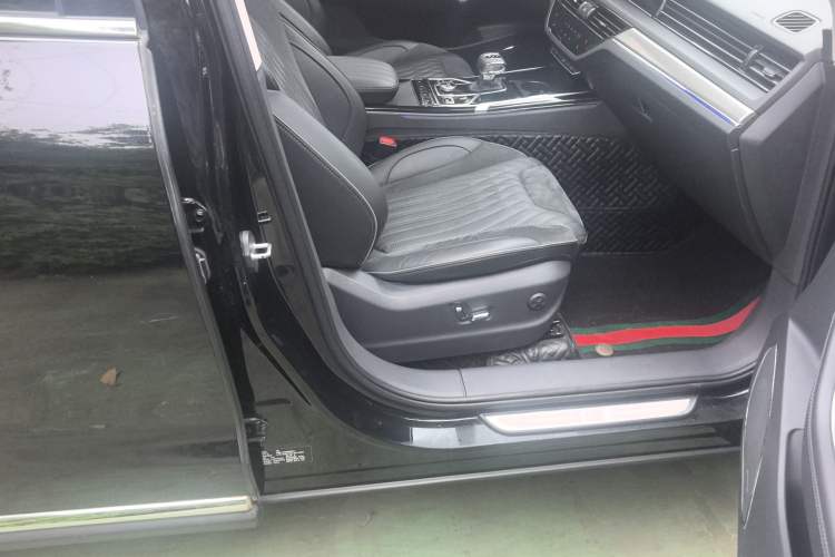 Used Hongqi HS5 2022 2.0T Smart Connect Flagship Enjoyment Purchase Edition