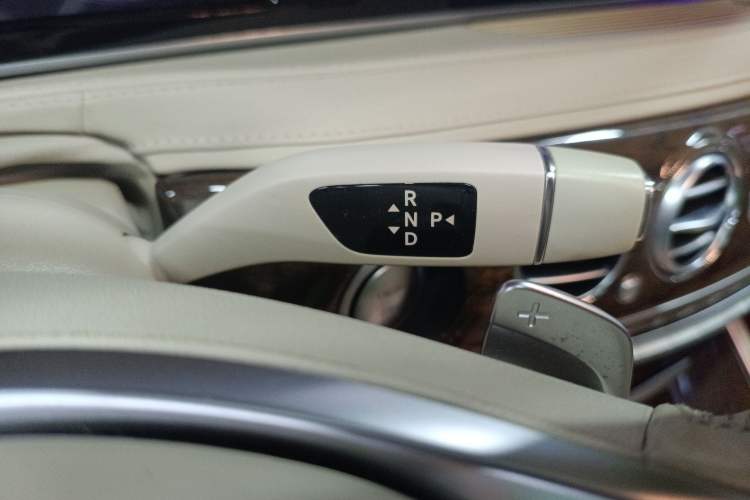 Used Mercedes-Benz S-Class 2016 S 320 L Business Model