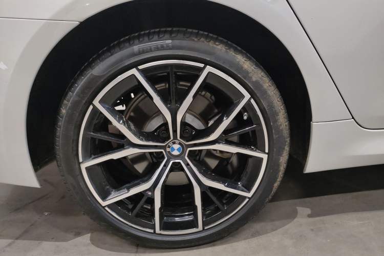 Used BMW 5 Series 2022 530Li Luxury Edition M Sport Package
