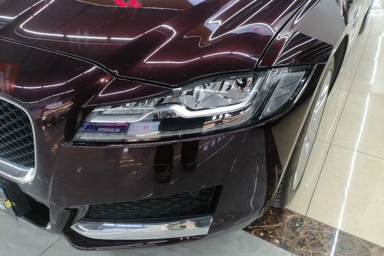 Used Jaguar XFL 2018 XFL 2.0T 250 PS Luxury Edition