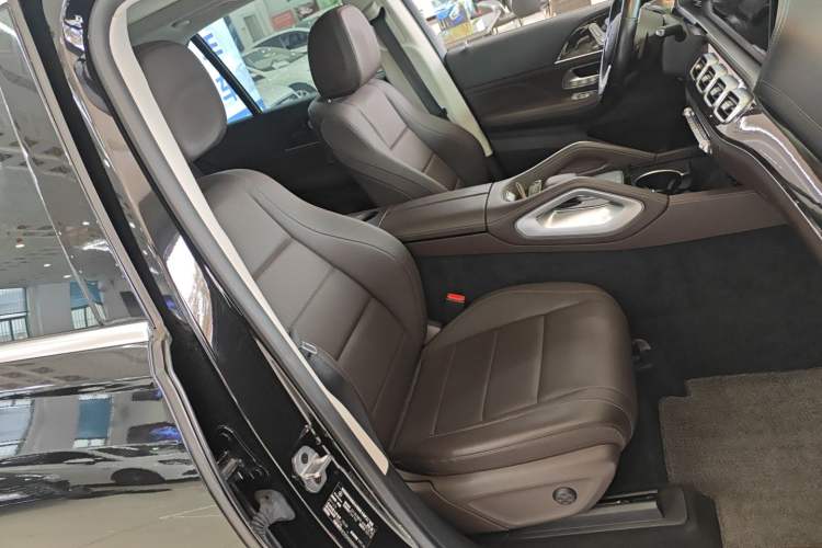 Used Mercedes-Benz GLE 2022 GLE 350 4MATIC Stylish Model
