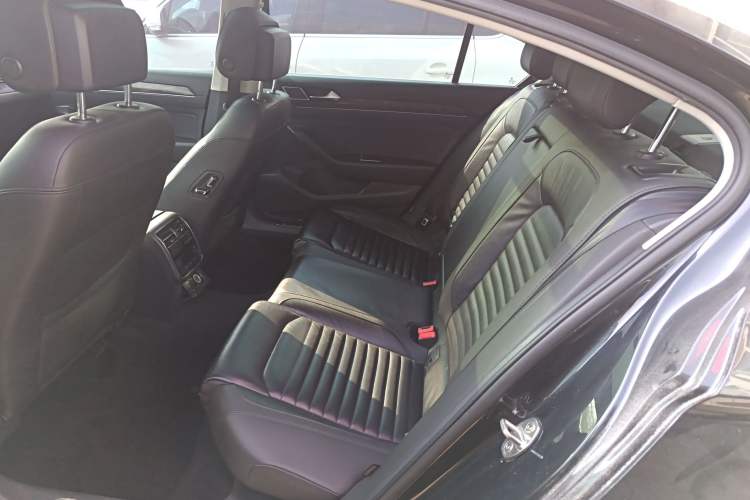 Used Volkswagen Magotan 2018 Facelift 380TSI DSG Luxury Version
