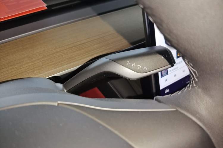 Used Tesla Model Y 2021 Standard Range Rear-Wheel Drive Version