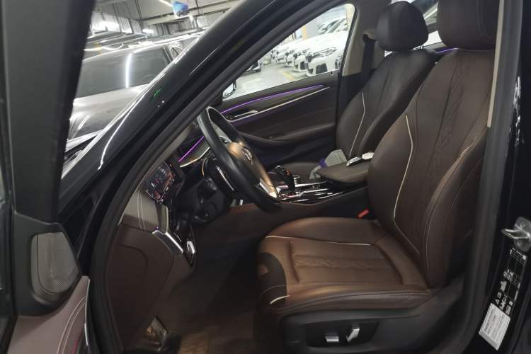 Used BMW 5 Series 2023 530Li xDrive Luxury Package