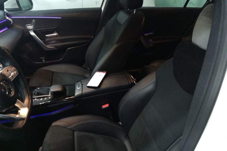 Used Mercedes-Benz A-Class 2020 Restyled A 200 L Sport Sedan Fashion Version
