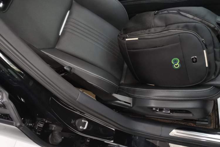 Used Hongqi H9 2020 2.0T Smart Connect Flagship Edition
