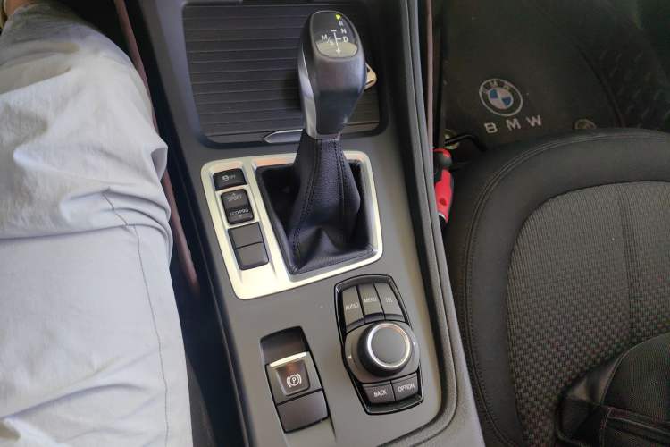 Used BMW 1 Series 2017 118i Fashion Model
