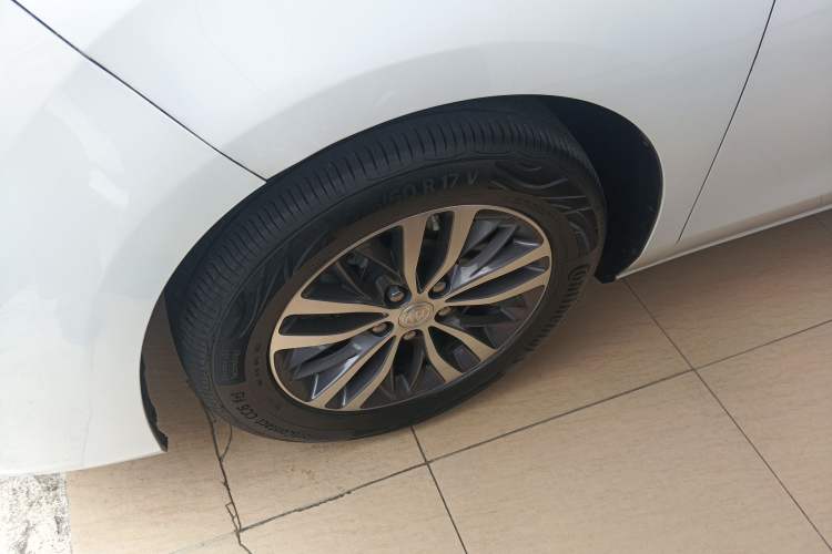 Used Buick GL8 2021 ES Landtrek 653T Comfort Edition
