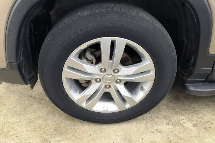 Used Changan CS75 2016 1.5T Manual FENGSHANG Model
