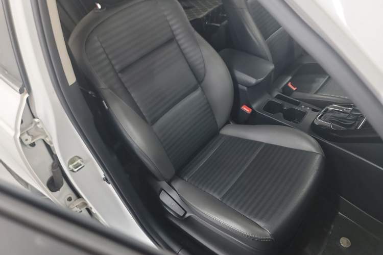 Used Kia Sportage R 2018 2.0L Automatic Smart Luxury Version China V Standard