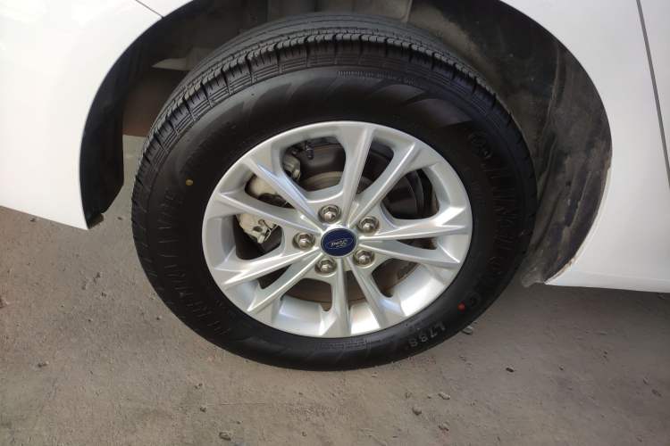 Used Ford Escort 2021 1.5L Automatic Platinum Edition