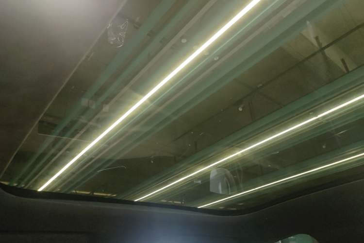 Used  07 2024 Max Extended-Range Edition