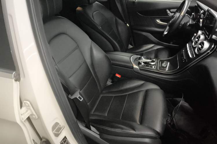 Used Mercedes-Benz GLC 2016 GLC 260 4MATIC Dynamic Edition