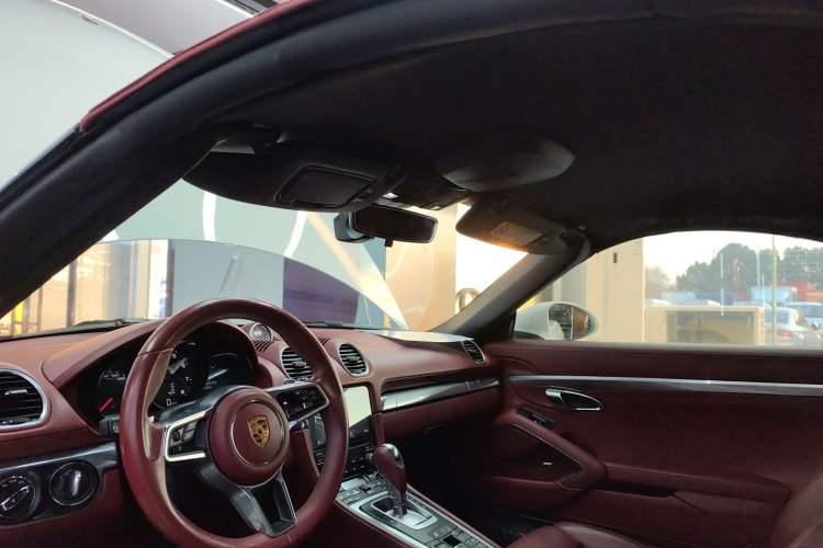 Used Porsche 718 2020 Boxster 2.0T
