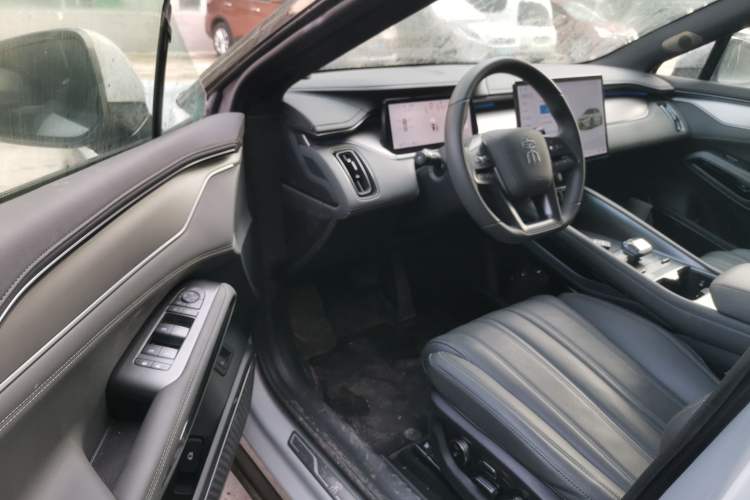 Used BYD Song L EV 2025 Intelligent Driving Version 662 km LiDAR Excellence Edition
