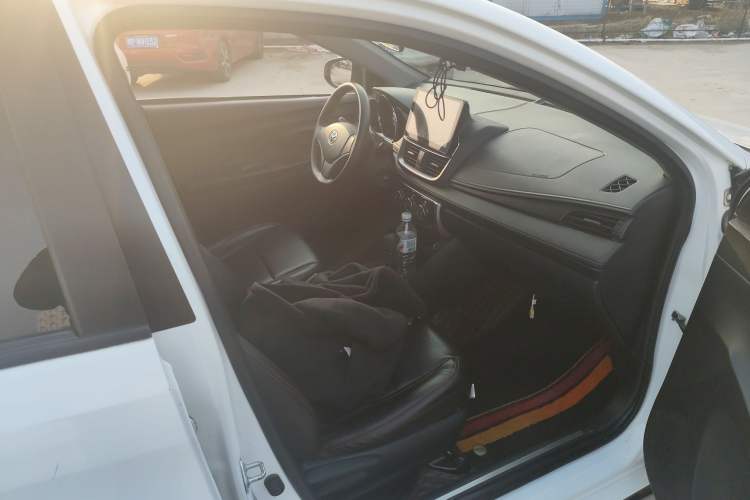 Used Toyota YARiS L Zhi Xian 2020 X-Trail X 1.5L CVT Leading Edition