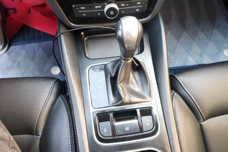 Used BYD Song MAX 2018 1.5T Automatic Smart Connect Elite Model with 6 Seats
