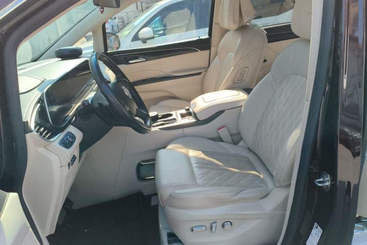 Used Buick GL8 2022 Facelift Avenir Aivia Six-Seat Deluxe Edition