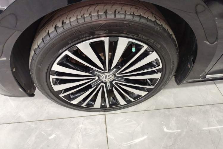 Used Volkswagen Passat 2019 380TSI Luxury Edition China VI Standard
