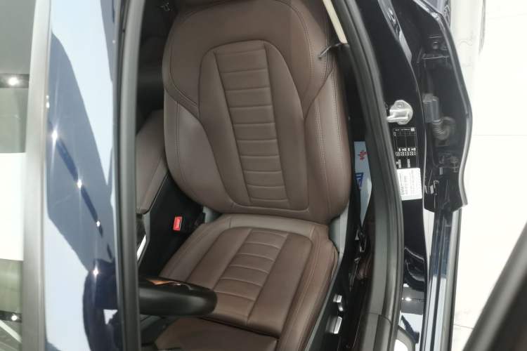 Used BMW 3 Series 2020 Restyled 325Li M Sport Package
