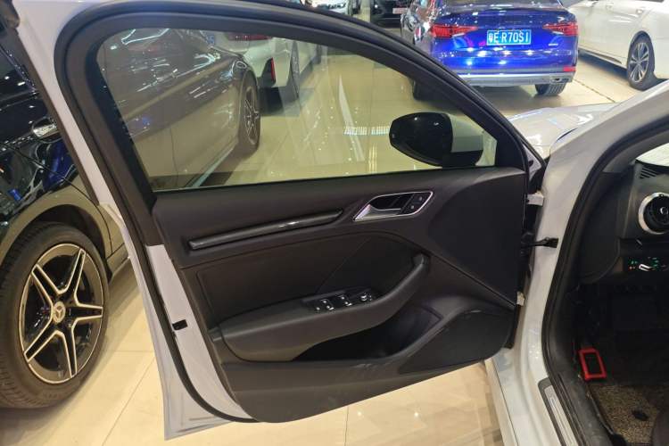 Used Audi A3 2019 Limousine 35 TFSI Fashion Edition China VI Emission Standard
