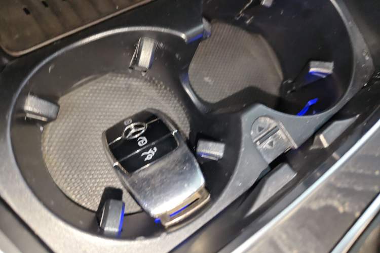 Used Mercedes-Benz E-Class 2017 E 300 L Sporty and Stylish Model