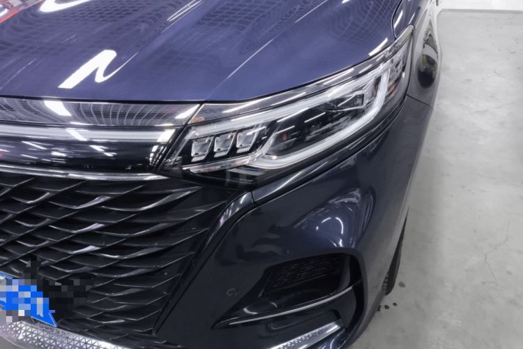 Used Roewe iMAX8 2022 400TGI Celebration Edition
