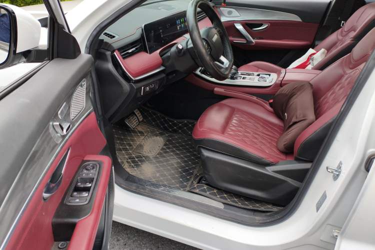 Used Jetour X70 PLUS 2023 1.5T DCT Brave PLUS 5-Seater
