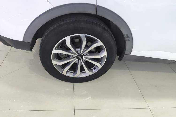 Used Wey VV6 2020 2.0T Two-Wheel Drive Smart Protection+
