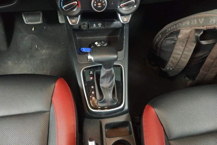 Used Kia KX Cross 2017 1.4L AT GLS