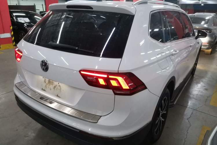 Used Volkswagen Tiguan L 2018 330TSI Automatic Two-Wheel Drive Luxury Edition
