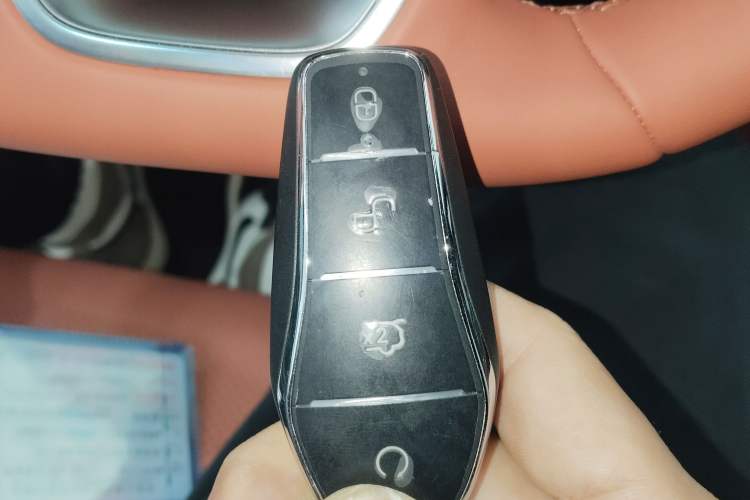 Used BYD Tang L 2025 EV 600KM All-Wheel-Drive LiDAR Flagship Model