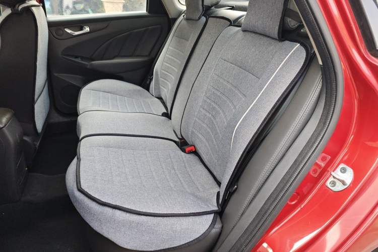 Used Chery Arrizo 7 2015 1.5T Manual ZhiShang Edition
