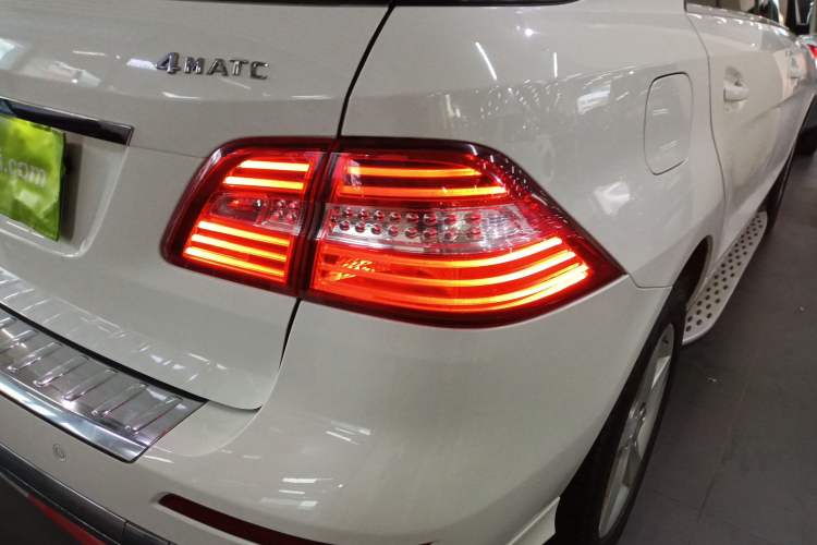 Used Mercedes-Benz M-Class 2014 ML 320 4MATIC
