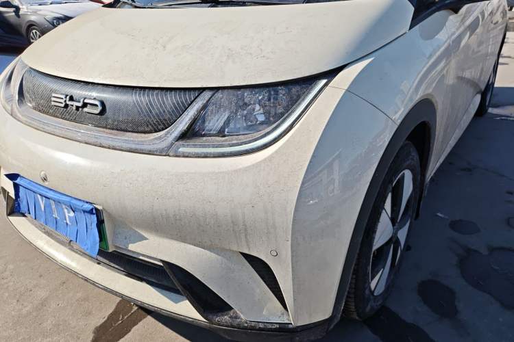 Used BYD Dolphin 2023 420 km Fashion Edition
