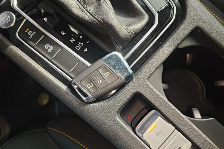 Used Volkswagen FAW-Volkswagen CC 2023 380TSI Striking Edition
