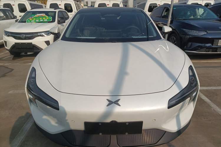Used XPeng MONA M03 2024 620 with Ultra-Long Range

