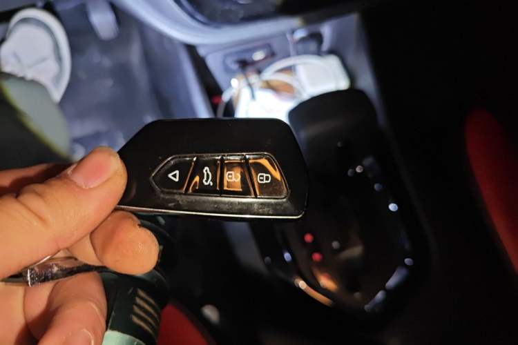 Used Soueast DX3 2016 1.5T SRG CVT Flagship Edition
