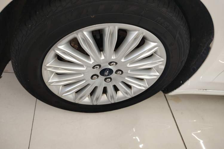 Used Ford Mondeo 2013 2.0L GTDi 200 Luxury Model