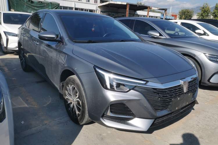 Used Roewe i6 MAX New Energy 2022 EV 500 Grand Touring Edition with Sunroof
