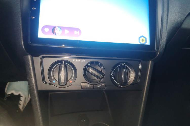 Used Volkswagen Polo 2016 1.4L Manual Fashion Model
