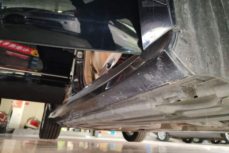 Used Mercedes-Benz R-Class 2017 R 320 4MATIC Business Edition Prestige Model