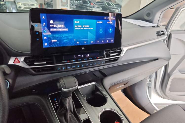 Used Toyota Sienna 2021 2.5L Hybrid Platinum Edition
