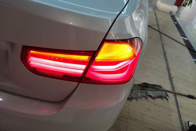 Used BMW 3 Series 2018 320Li Fashion Model
