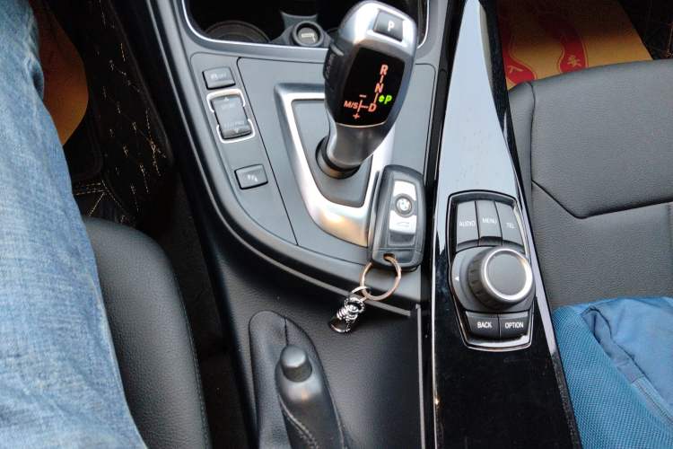 Used BMW 3 Series 2017 320Li Fashion Model
