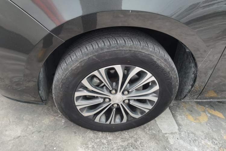 Used Buick GL8 2022 Land Cruiser Executive Class 652T Comfort Model